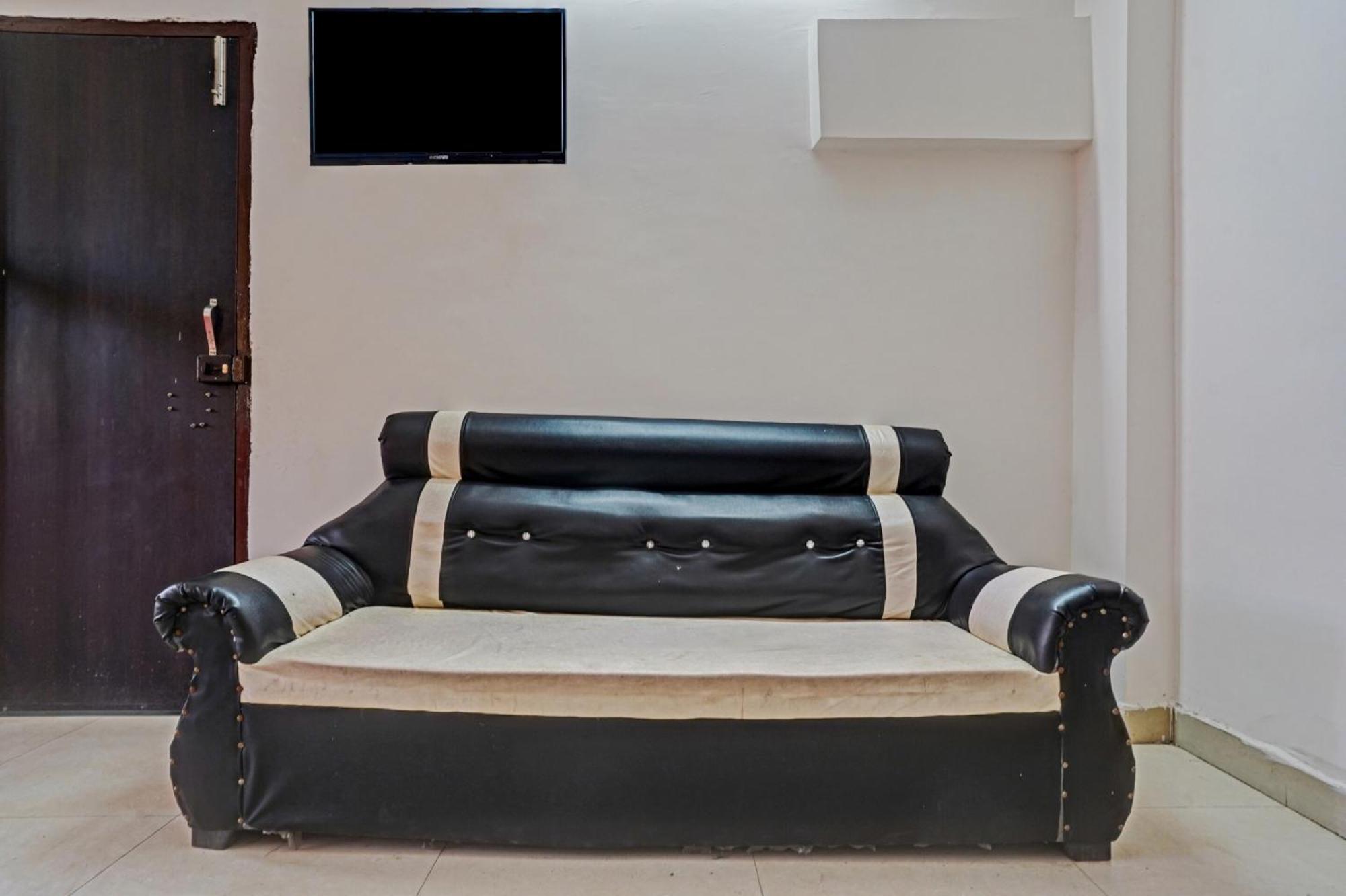 Hotel O Flagship Hotel Gulmohar Inn Bhopal Buitenkant foto
